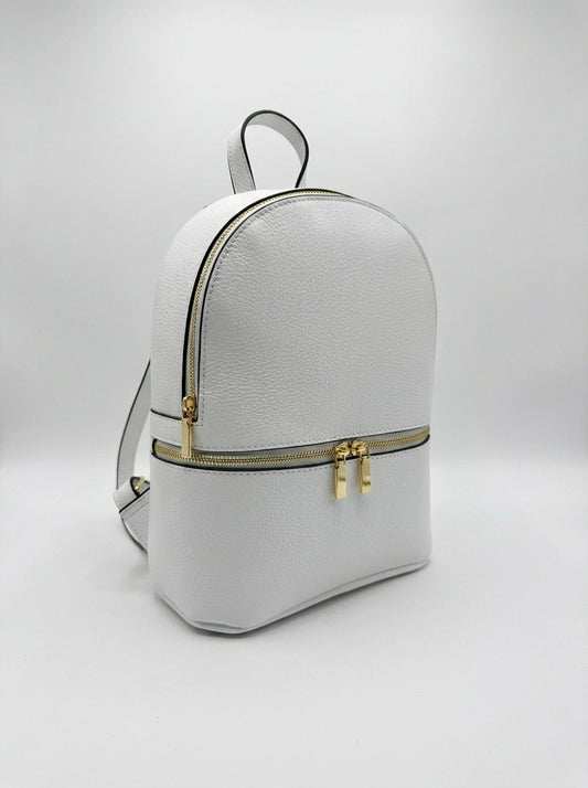Versatile Casual Backpack in Grained Leather